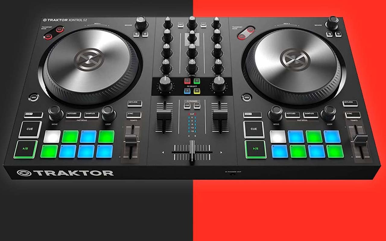 Native Instruments Traktor Kontrol S2 MK3 (2)