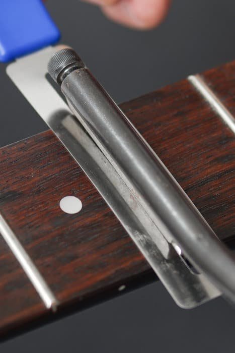 110116_MusicNomad-00136-1.jpg Music Nomad MN225 GRIP Guards Premium Fretboard Guards