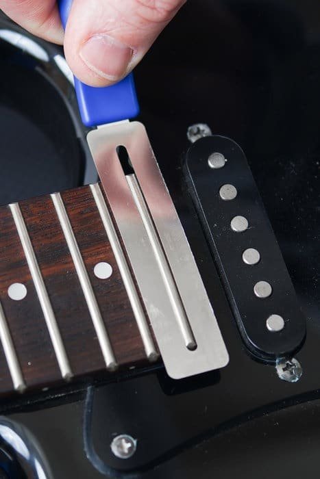 110116_MusicNomad-00147.jpg Music Nomad MN225 GRIP Guards Premium Fretboard Guards