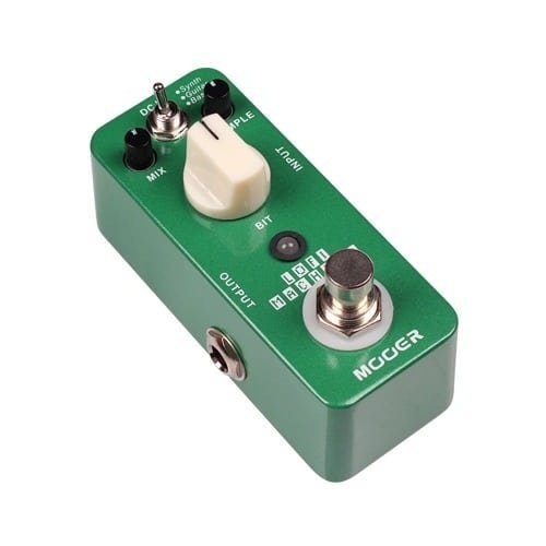 Mooer Lo-Fi Machine Decimation Effects Pedal