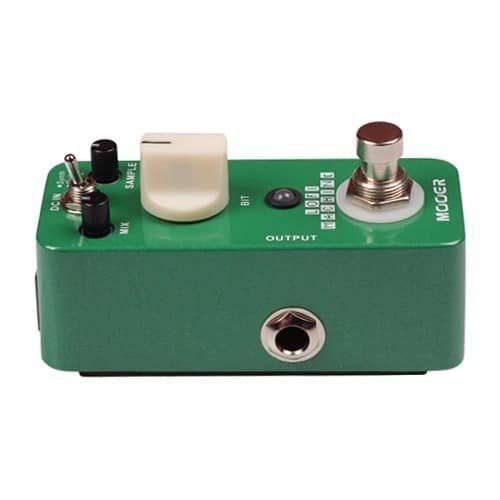 Mooer Lo-Fi Machine Decimation Effects Pedal