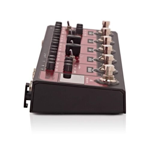 67ecfd924e1f9132291d60305053fa8808772399836f9b1d1c457.jpg Mooer Red Truck Combined Pedal