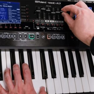 Roland E-A7 Expandable Arranger