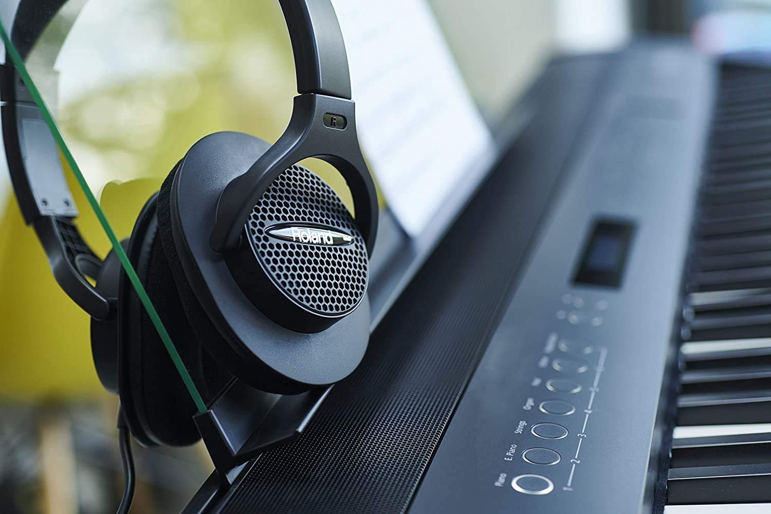 Roland RH-A7 Monitor Headphones (White)
