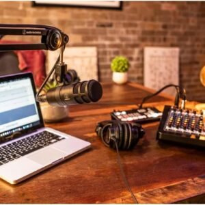 67ee7d62bc13cd0e3a87f829e50afacc7f28795c406ad345ba291.jpg Audio Technica AT2040 Hypercardioid Dynamic Podcast Microphone
