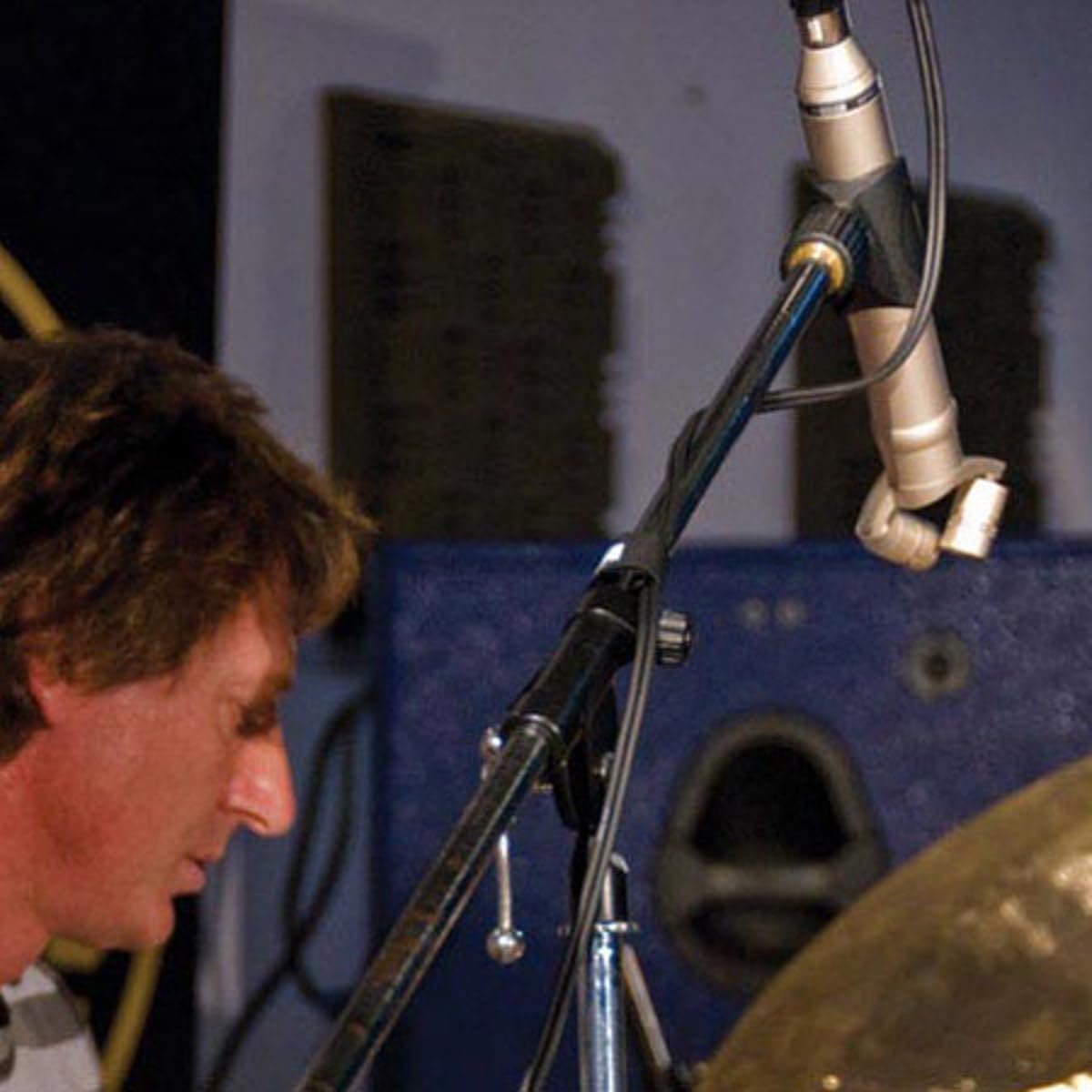 67f26a187d26c3d1d97e3e6c47e93041f644323b9e82a0ec60cd9.jpg Rode NT4 Cardoid Condenser Microphone, Silver