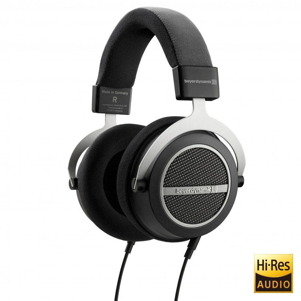 680c8e44a44e0c25e4a06d2b7fd5f4599b1e1f71815c0ea208b75.jpg beyerdynamic Amiron Home wired Over Ear Wired Headphones with Mic (Black/Silver)