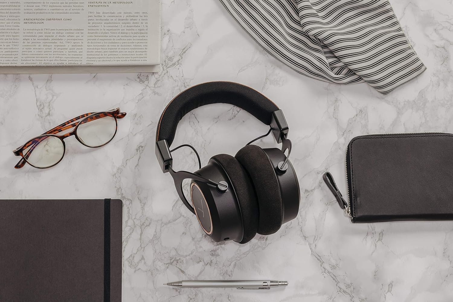 beyerdynamic Amiron Wireless Bluetooth Over The Ear Headphone with Mic (Black)