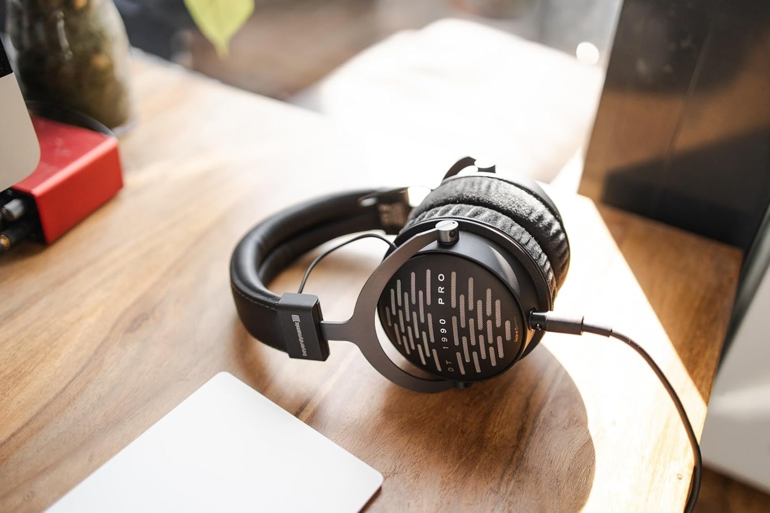 680c90979958d0c9c0b936e564db1bac5008595c6bd165c5d83a5-1.jpg Beyerdynamic Dt 1990 Pro Open Studio Wired Headphones - Over Ear, Black