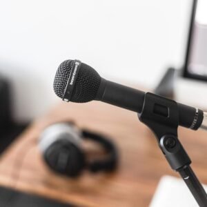 680c954670f7375358444d67264bc08a50c2f40b6694de52d6933.jpg Beyerdynamic M88 TG Dynamic Microphone With Hypercardioid Polar Pattern for Vocals, Bass Drum, and Studio