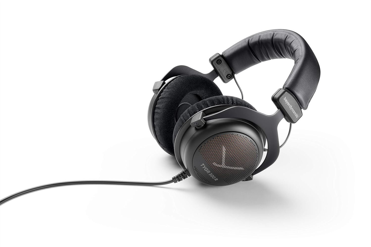 beyerdynamic TYGR 300 R Gaming Headphones (Open)