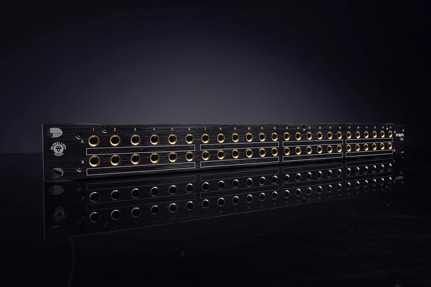 680cafa5e9dd7193192b2576c0ae336d9b2a1f8a448f55404e72f.jpg Black Lion Audio PBR TRS Patchbay