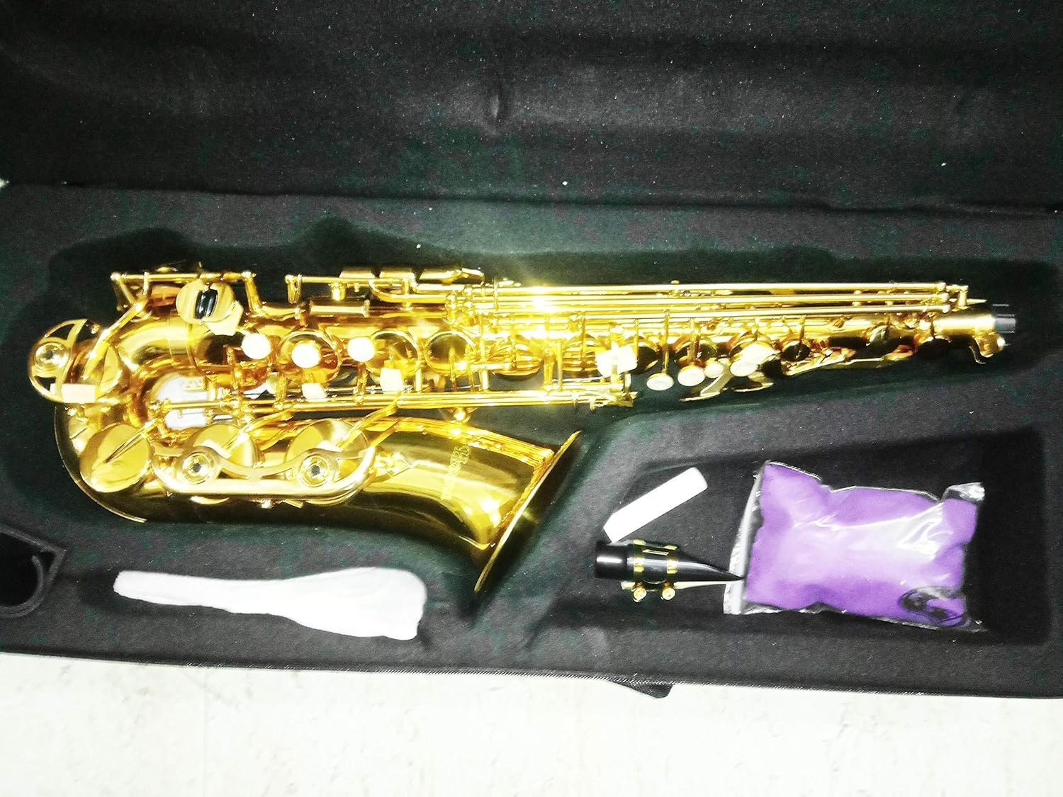 6821e082621e8e03a12d7ae789cd707ad6bc6f5b6c1b27be5bfee.jpg Havana M1105AALTOSAX Alto Saxophone