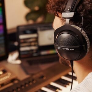 68331c2c16d02d1201af23ce5ac60680381b87a36707320709ecd.jpg beyerdynamic DT 770 Pro 80 Over Ear Wired Headphones Without Mic (Black)