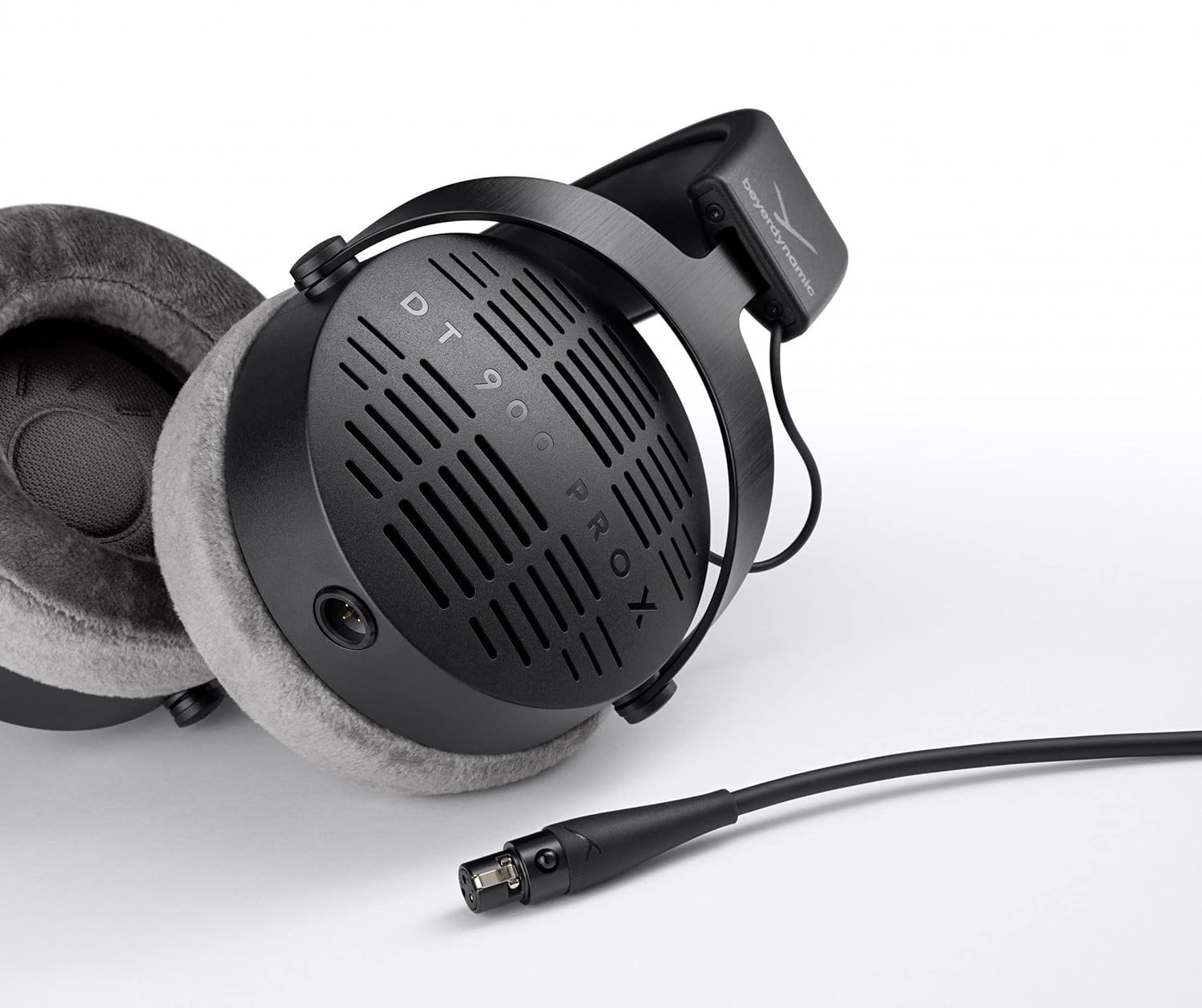 6833218b4bf397fd2c75decce717083d09589b803b89f3b6025ef.jpg Beyerdynamic DT 900 Pro X 48 ohms Open-Back Studio Headphone