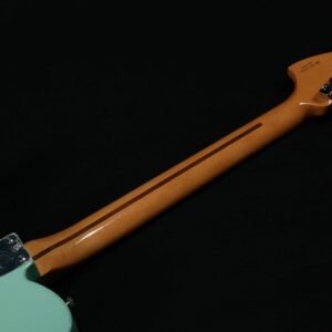 Fender 0149072357 (Vintera II '70s Telecaster Deluxe with Tremolo Maple Fingerboard Surf Green)