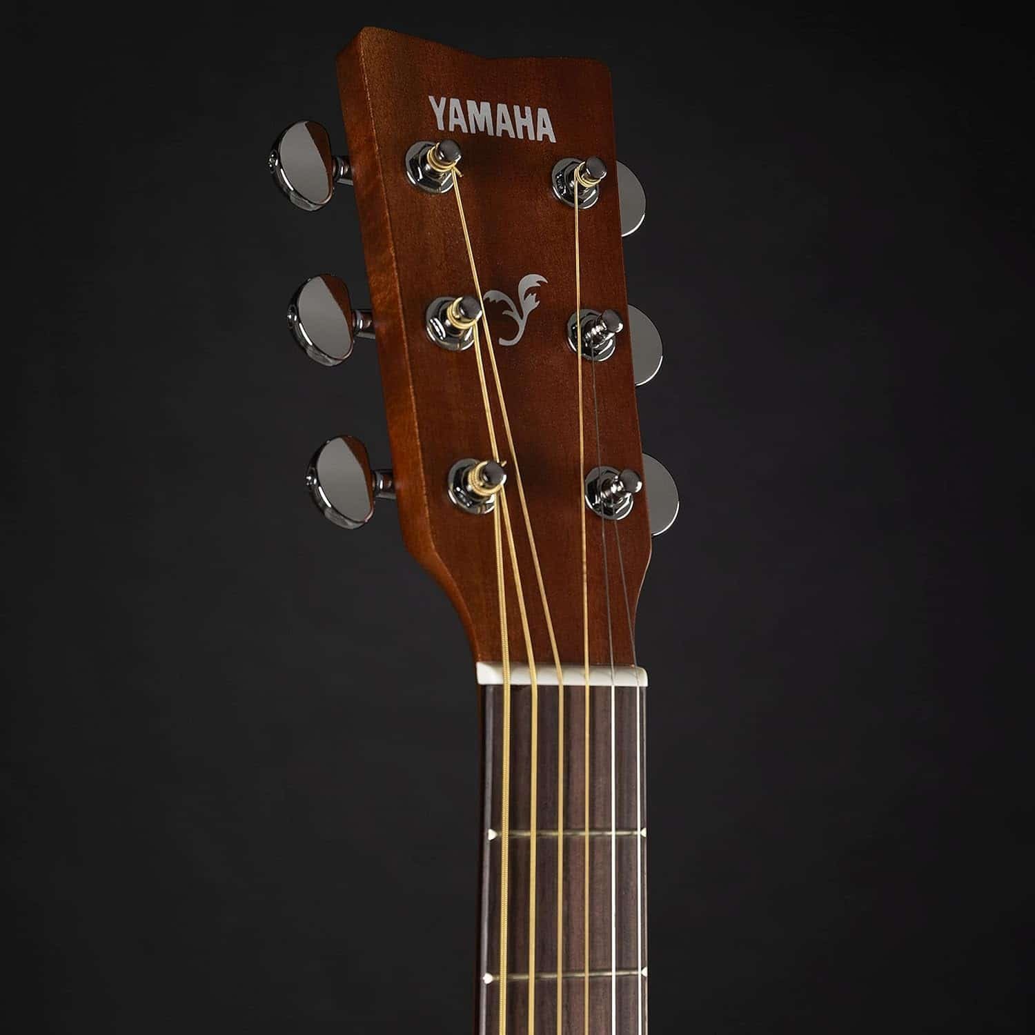 6860e9505572880791fc90e32083c746cccbabae99e6303d008ba.jpg Yamaha F370 Spruce Acoustic Guitar, Natural