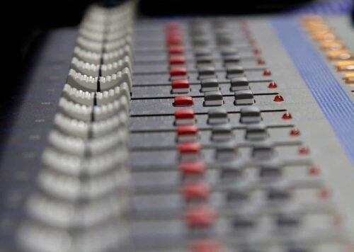 Yamaha MG16XU 16-Input 6 Bus Mixer