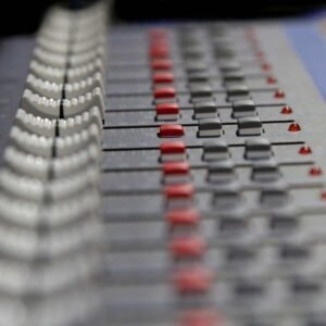 Yamaha MG20XU 20-Channel Mixer