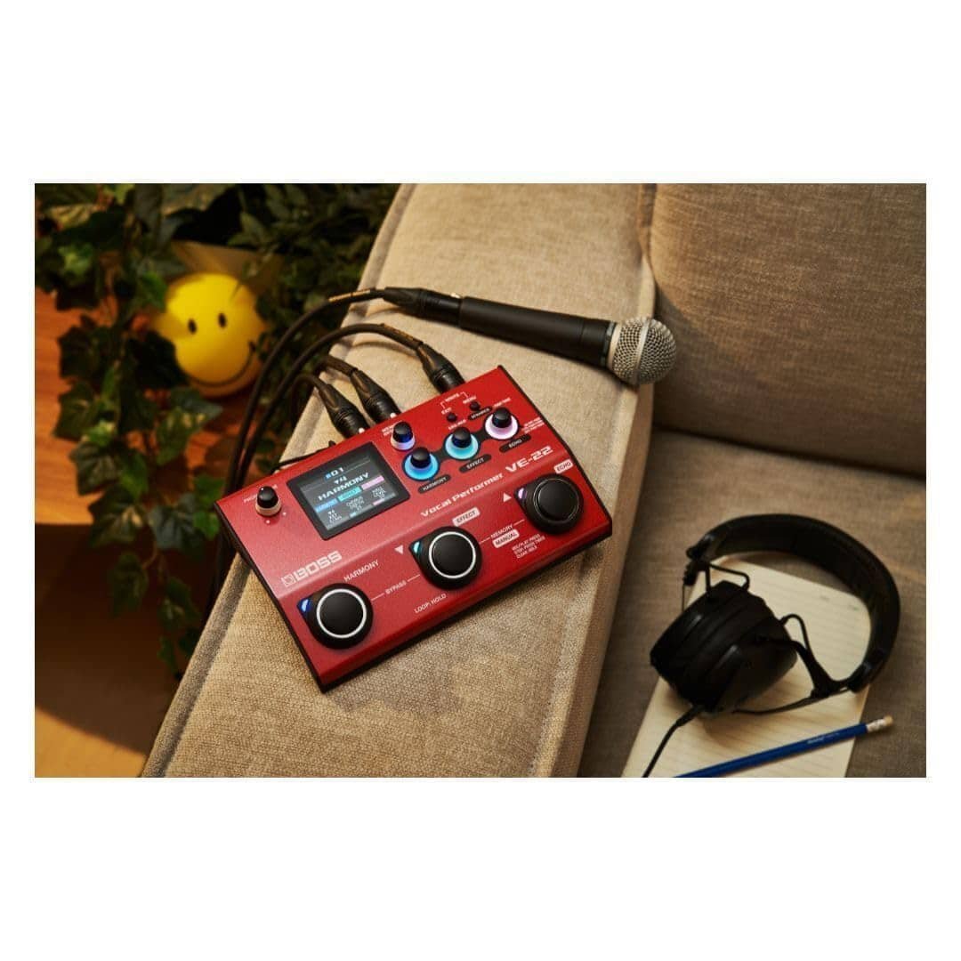 Boss VE-22 Vocal Effects and Looper Pedal