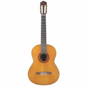 68875338c50bafdbc9688fcc416e0bf60c37167240ed9d5e27616.jpg Yamaha C70 Classical Guitar (Natural)