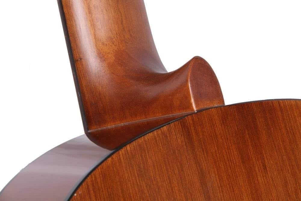 688753624e1532b96488d04acbc5d9834a06cb6884f4211e54705.jpg YAMAHA CX40 Classical Meranti Electro Acoustic Guitar