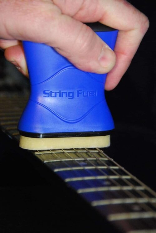 Music Nomad MN109 String Fuel Cleaner and Lubricant (Multicolour)
