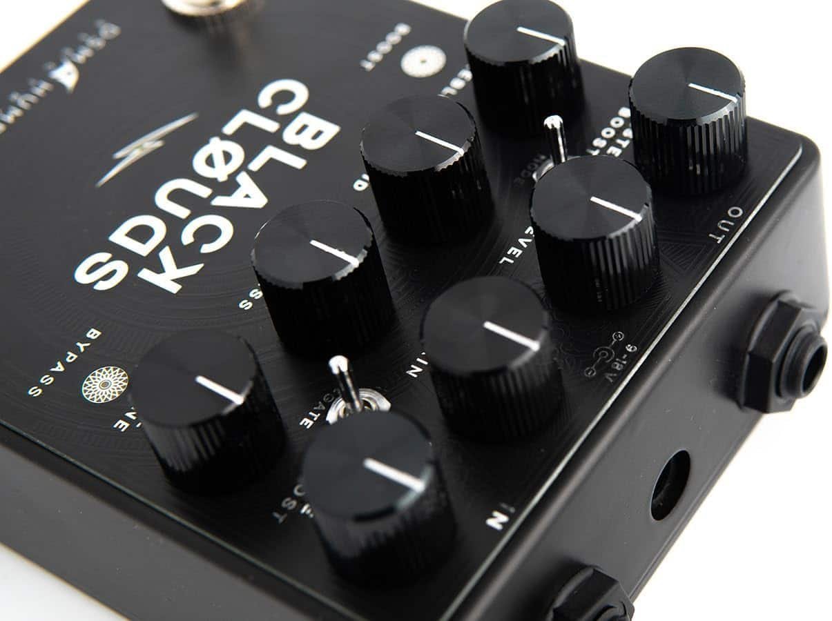 6892f7705ed8a254dfb7072f2daaed0fb7c38cd8dad166b76867a.jpg DSM & Humboldt Black Clouds Distortion Drive, Preamp, Booster Pedal