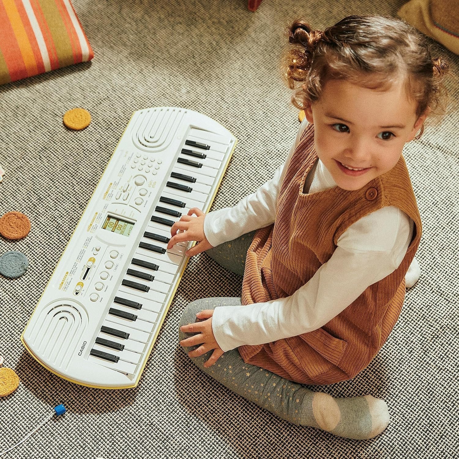Casio SA-80 Casiotone 44-Keys Mini Keyboard With Adaptor - White