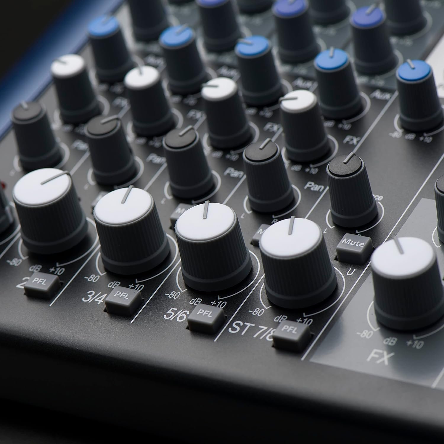 AR8c-5.jpg PreSonus StudioLive AR8c 8-Channel USB-C Hybrid Digital/Analog Performance Mixer