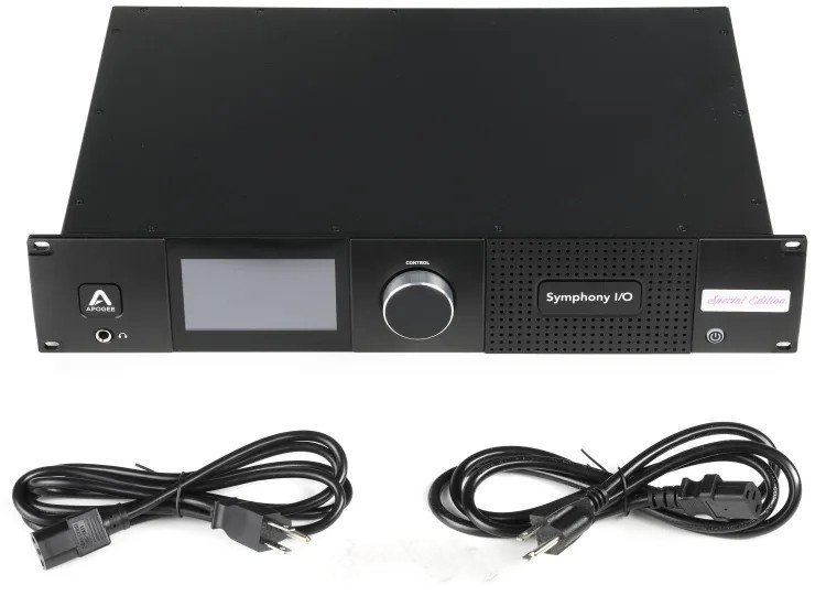 Apogee-Symphony-IO-Mk-II-32x32-SE-Thunderbolt-3.jpg Apogee Symphony I/O Mk II 32x32 SE - Thunderbolt