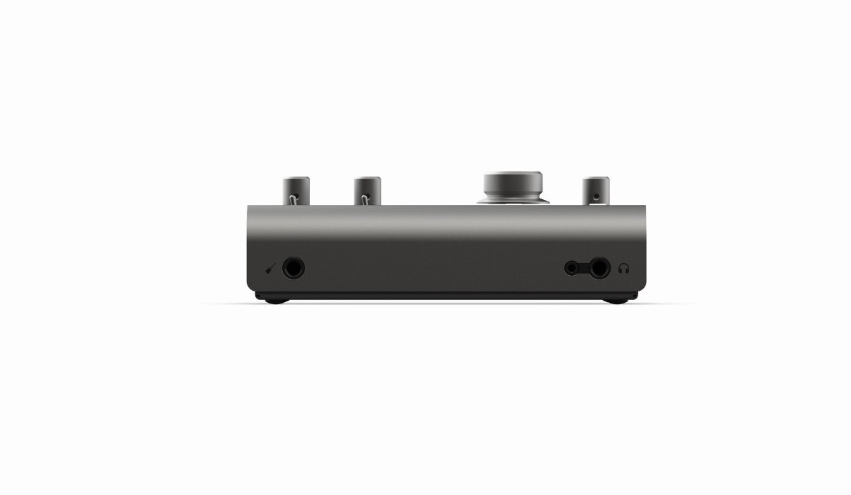 Audient iD24 10 x 14 USB-C Audio Interface