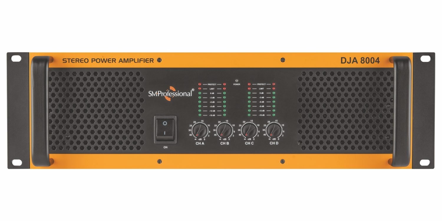 Studiomaster DJA 8004 FOUR Channel Amplifier