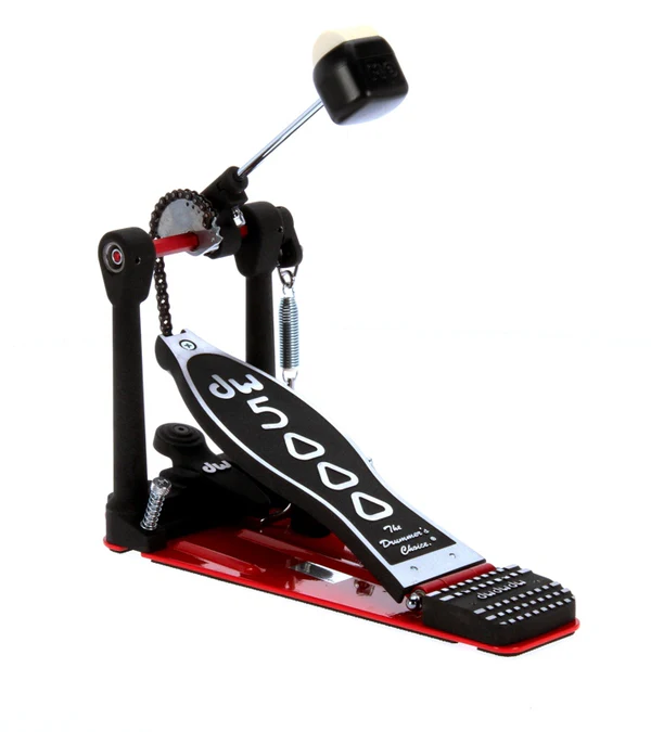 DW 5000 Series Accelerator Single Chain, Narrow Footbard Single Bass Drum Pedal w/ Bag