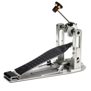 DWCPMCDXF_r01_c05.webp DW MFG Series Machined Chain Drive Single Bass Drum Pedal with Extended Footboard