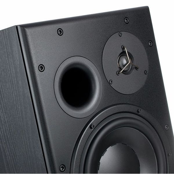 Dynaudio-BM15A-10-inch-Powered-Studio-Monitor-Right-Side-7.jpg Dynaudio BM15A 10 inch Powered Studio Monitor (Right Side)