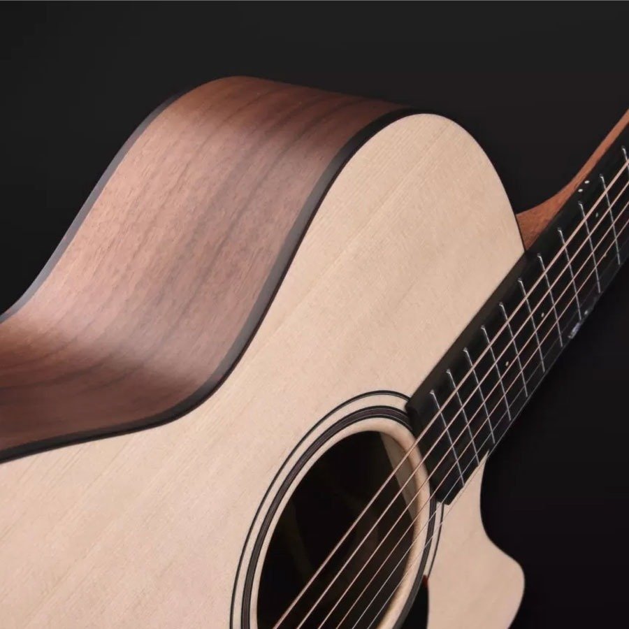 Furch-Blue-Dc-SW-LR-Baggs-SPE-Electro-acoustic-guitar-1.jpg Furch Blue Dc-SW LR Baggs SPE Electro-acoustic guitar