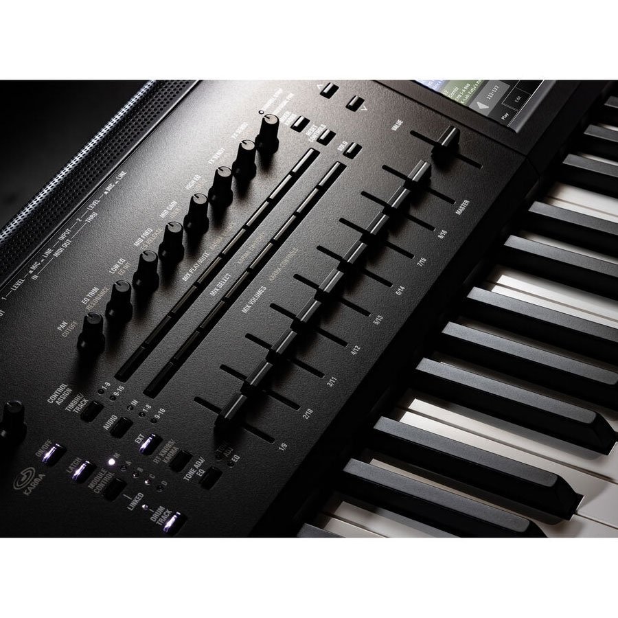 Korg-Synthesizer-Kronos3-61-4.jpg Korg Kronos 3 61 Music Workstation Keyboard