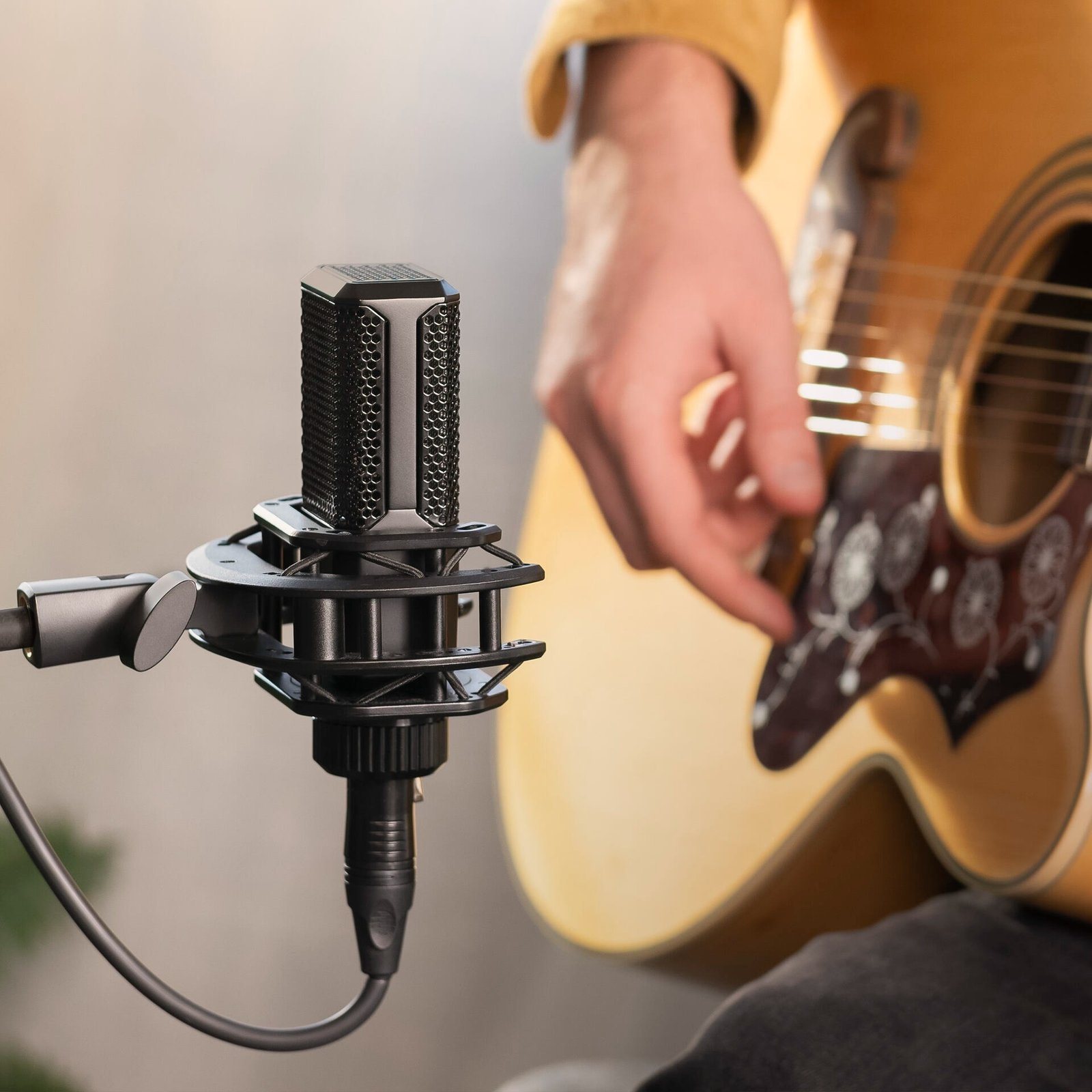 Lewitt LCT 440 PURE Condenser Microphone