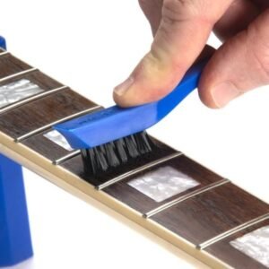 MN125-Action-1.jpg Music Nomad MN125 F-ONE Unfinished Fretboard Care Kit
