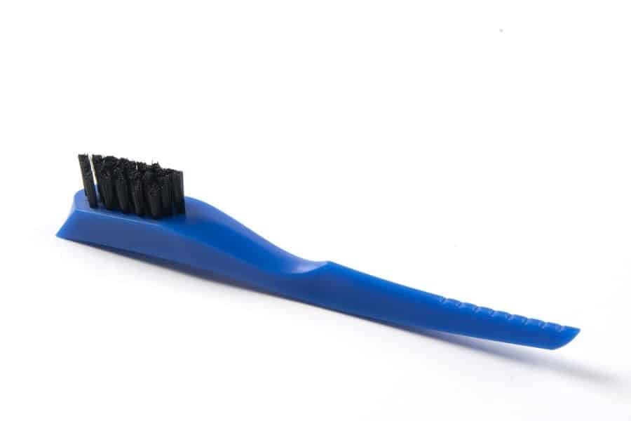 MN125-Action-3.jpg Music Nomad MN125 F-ONE Unfinished Fretboard Care Kit