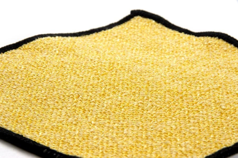 MN125-Action-7.jpg Music Nomad MN125 F-ONE Unfinished Fretboard Care Kit