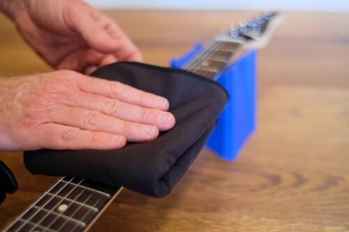 Music Nomad MN241 2 'n 1 Beyond Plush Players Cloth