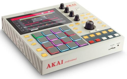 MPC-ONE-RETRO-2-1.jpg Akai Professional MPC One Retro Special Edition Standalone Sampler and Sequencer MPC One Retro