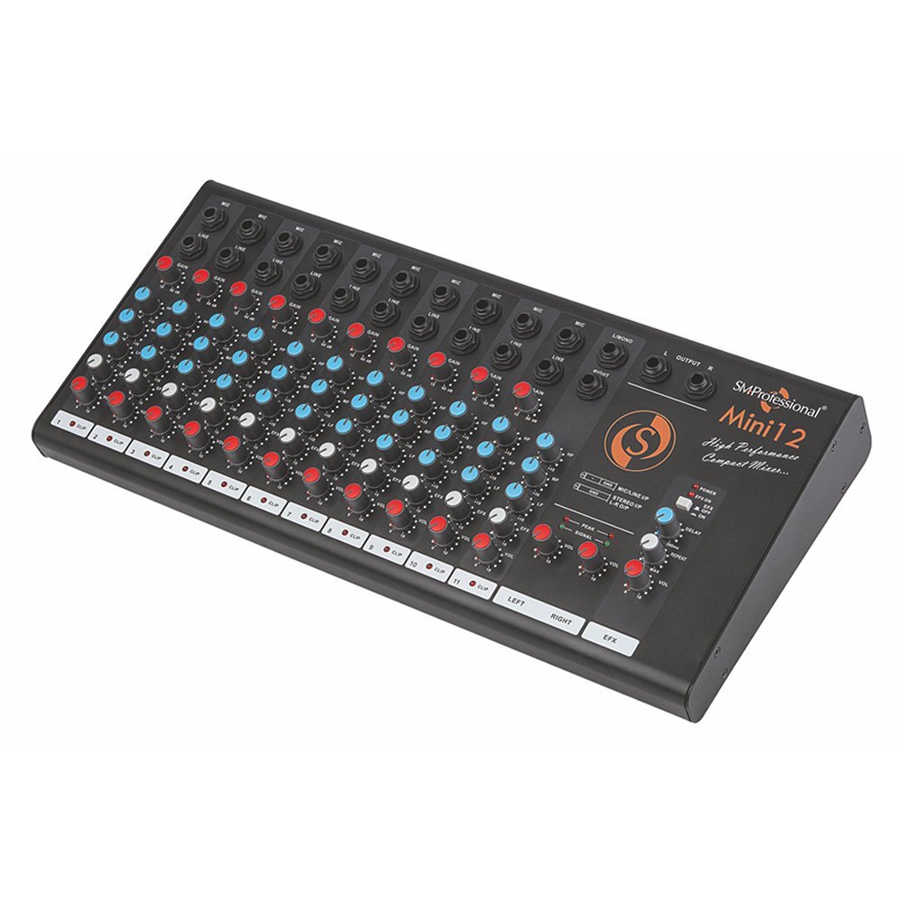 Studiomaster Mini 12 Built-in echo/delay processor with unique E-delay