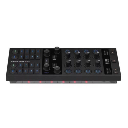 Native Instruments Traktor Kontrol X1 MK3 DJ Controller Native Instruments Traktor Kontrol X1 MK3 DJ Controller