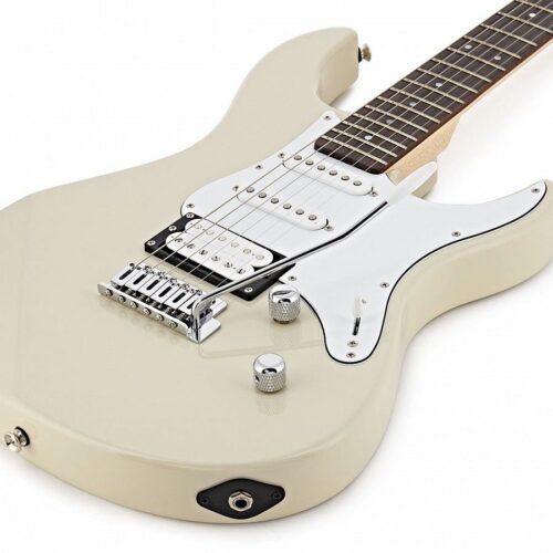 Yamaha Pacifica PAC112V 6-String Electric Guitar With Bag - Vintage White