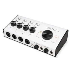 POLAR-4-White-Shot-34-Right.webp Blackstar Polar 4 Audio Interface