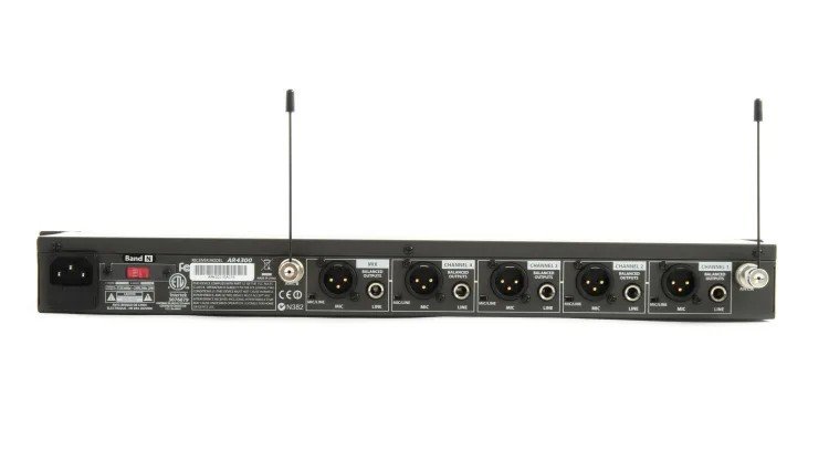 Samson-AR4300-Diversity-Receiver-housing-1.jpg Samson AR4300 Diversity Receiver housing