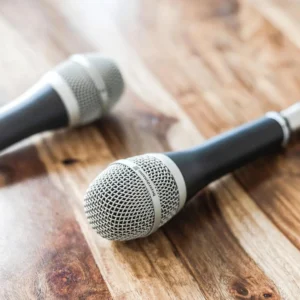 beyerdynamic TG V50 Dynamic Microphone for Singing and Speech (Cardioid Polar Pattern)